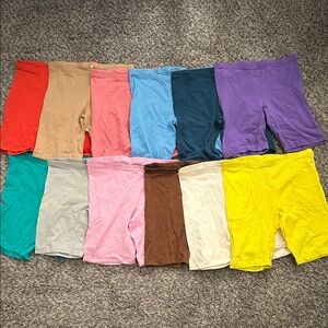 Women's Athletic Shorts Set - Multicolor